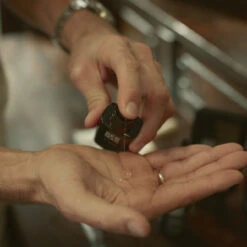 Huile Sublimatrice Cheveux Et Barbe The Groom Seb Man 30ml 9 Huile Sublimatrice Cheveux Et Barbe The Groom Seb Man 30ml -Capillaires Produits Magasin 5732 5 87566.1689238931